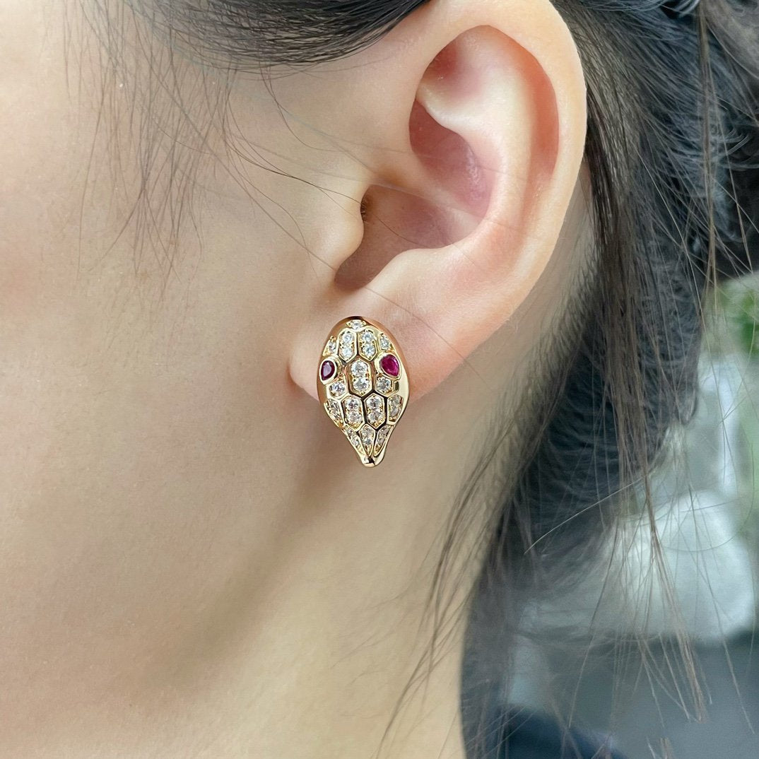 Pomuse SERPENT DIAMOND STUD EARRINGS