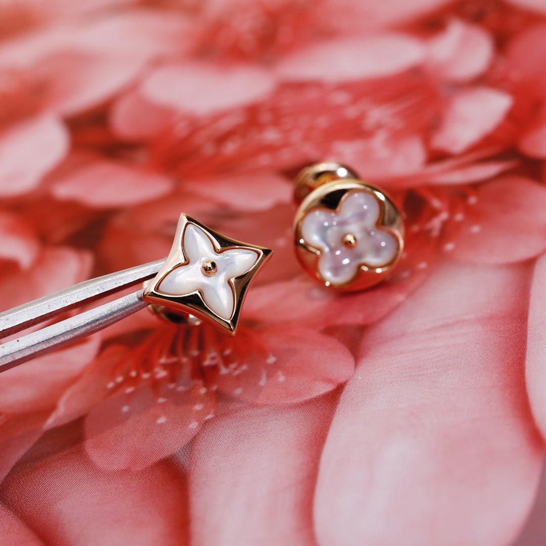 Pomuse STAR AND SUN PINK GOLD MOP STUD EARRINGS