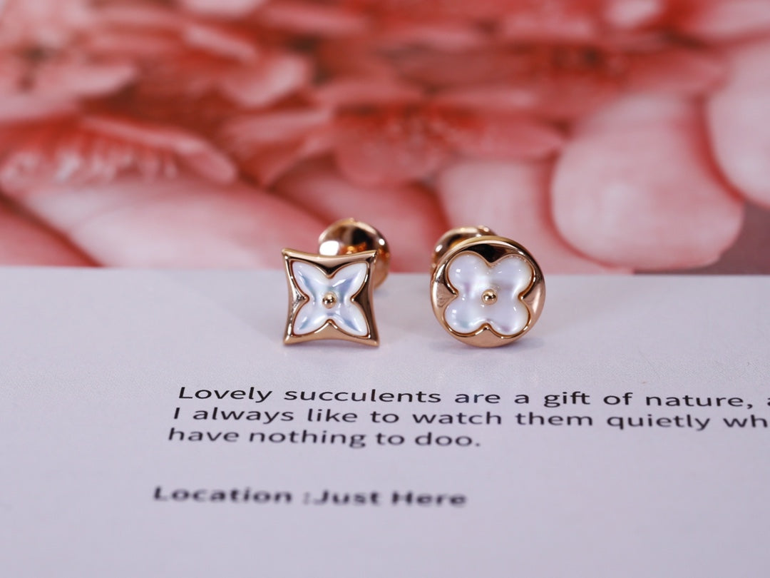 Pomuse STAR AND SUN PINK GOLD MOP STUD EARRINGS