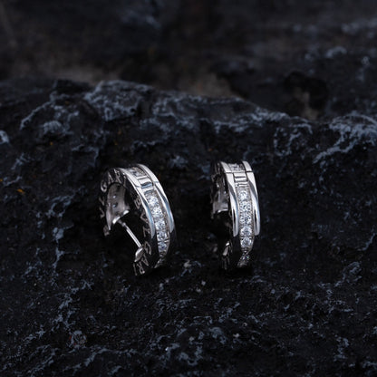 Pomuse ZERO 1 MINI SILVER DIAMOND EARRINGS