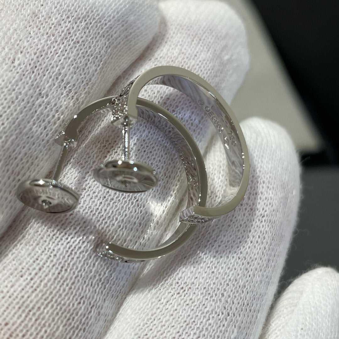 Pomuse LOVE DIAMOND SILVER HOOP EARRINGS