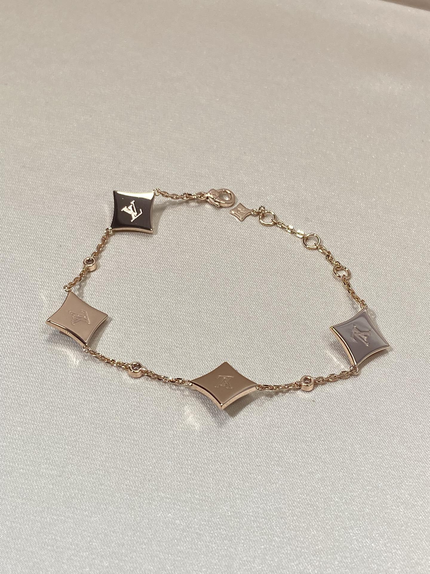 Pomuse STAR 4 MOTIF MOP DIAMOND PINK GOLD BRACELET