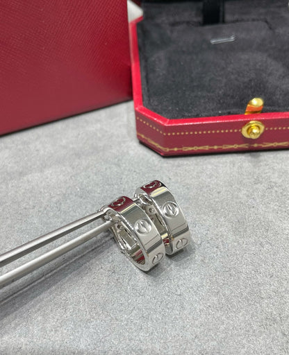 Pomuse LOVE 5.5MM EARRINGS