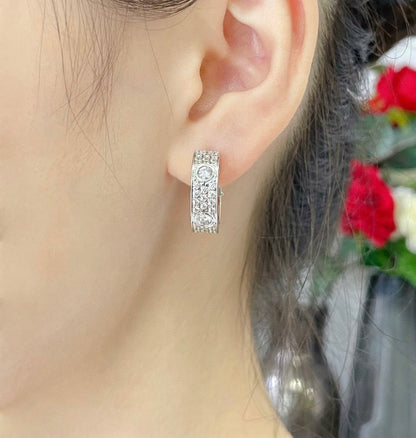 Pomuse LOVE 5.5MM DIAMOND PAVED EARRINGS
