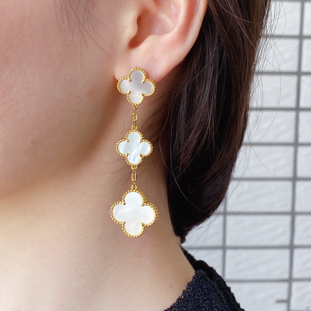 Pomuse CLOVER MOP 3 MOTIFS GOLD EARRINGS
