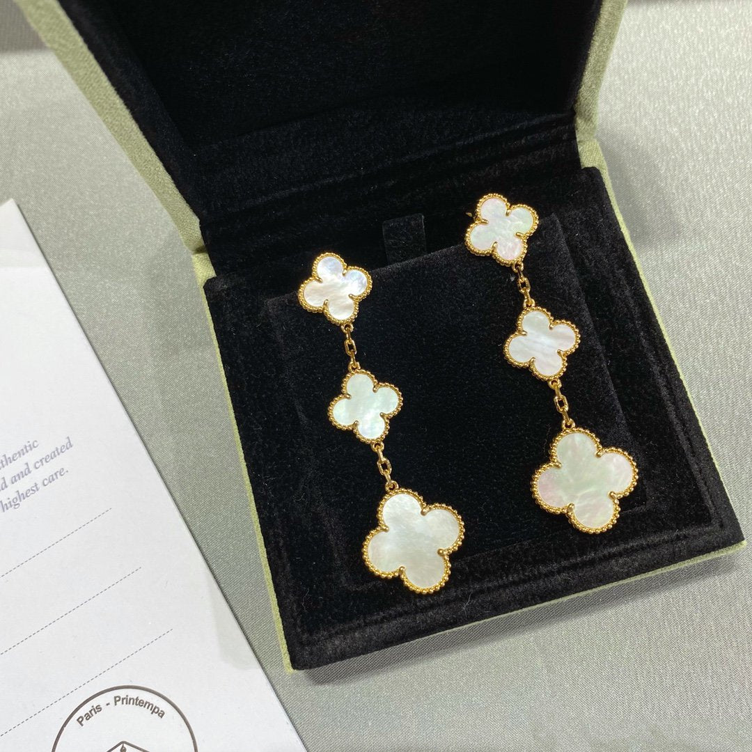 Pomuse CLOVER MOP 3 MOTIFS GOLD EARRINGS