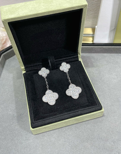 Pomuse CLOVER 2 MOTIFS DIAMOND PAVED SILVER EARRINGS