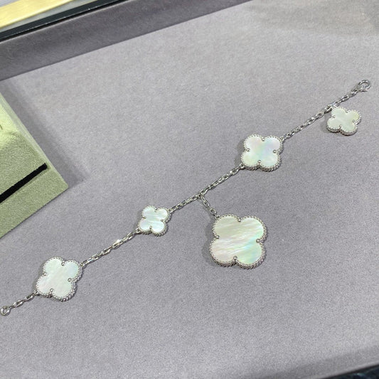 Pomuse CLOVER 5 MOTIF WHITE MOP SILVER BRACELET