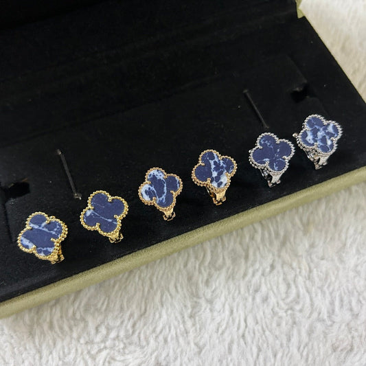 Pomuse CLOVER PIETERSITE MEDIUM STUD EARRINGS