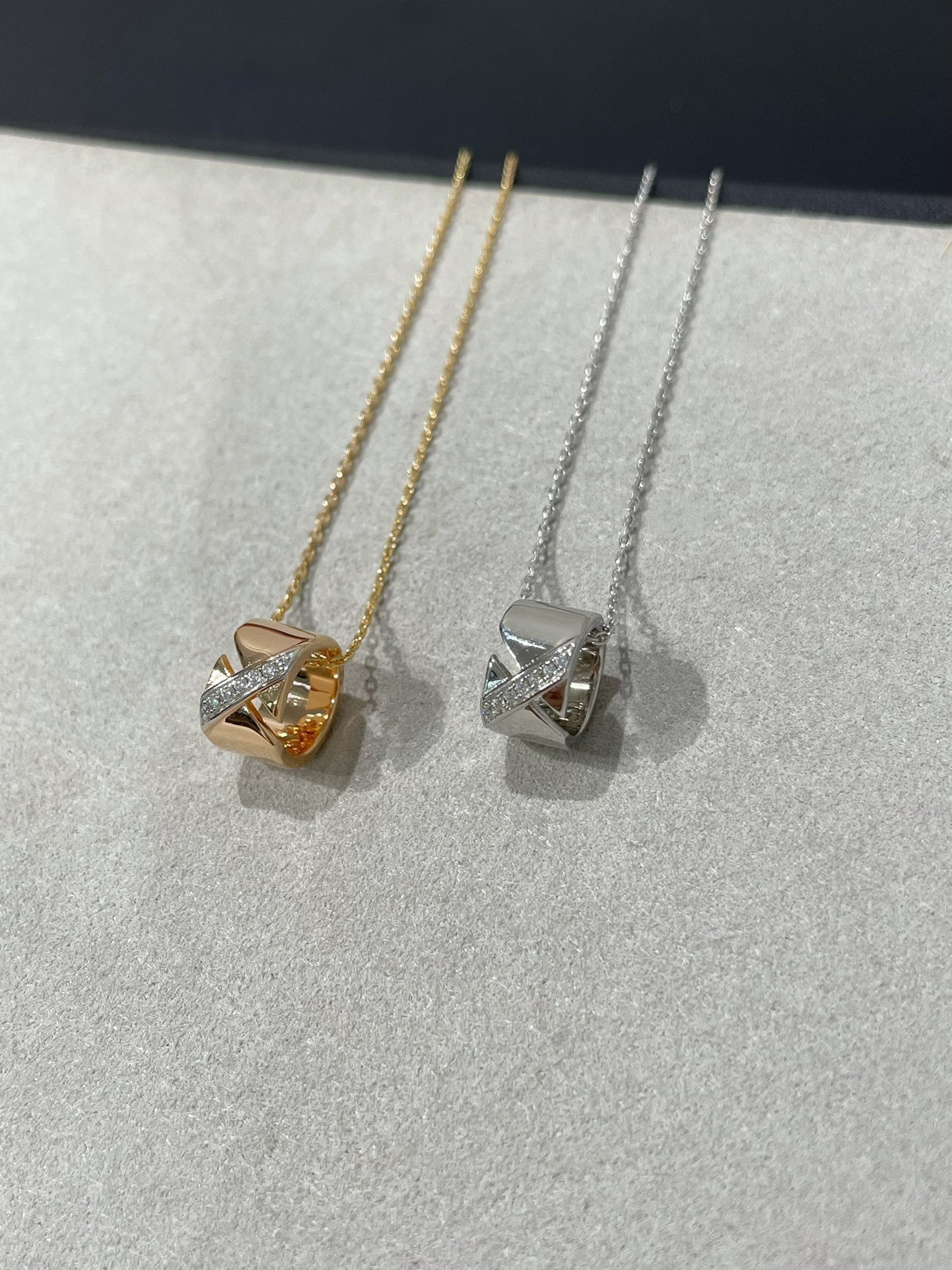 Pomuse LIENS EVIDENCE DIAMOND NECKLACE