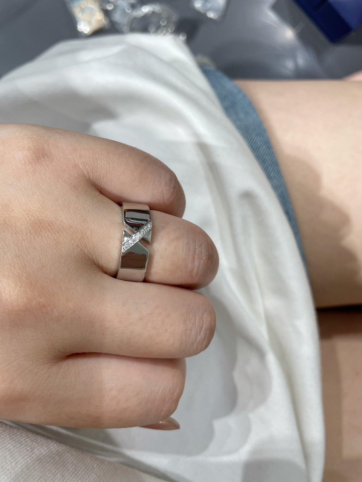 Pomuse LIENS EVIDENCE DIAOMOND RING
