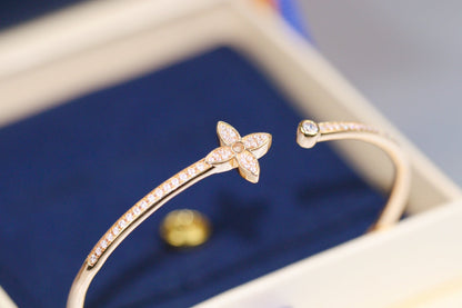 Pomuse IDYLLE PINK GOLD OPEN BRACELET DIAMOND PAVED