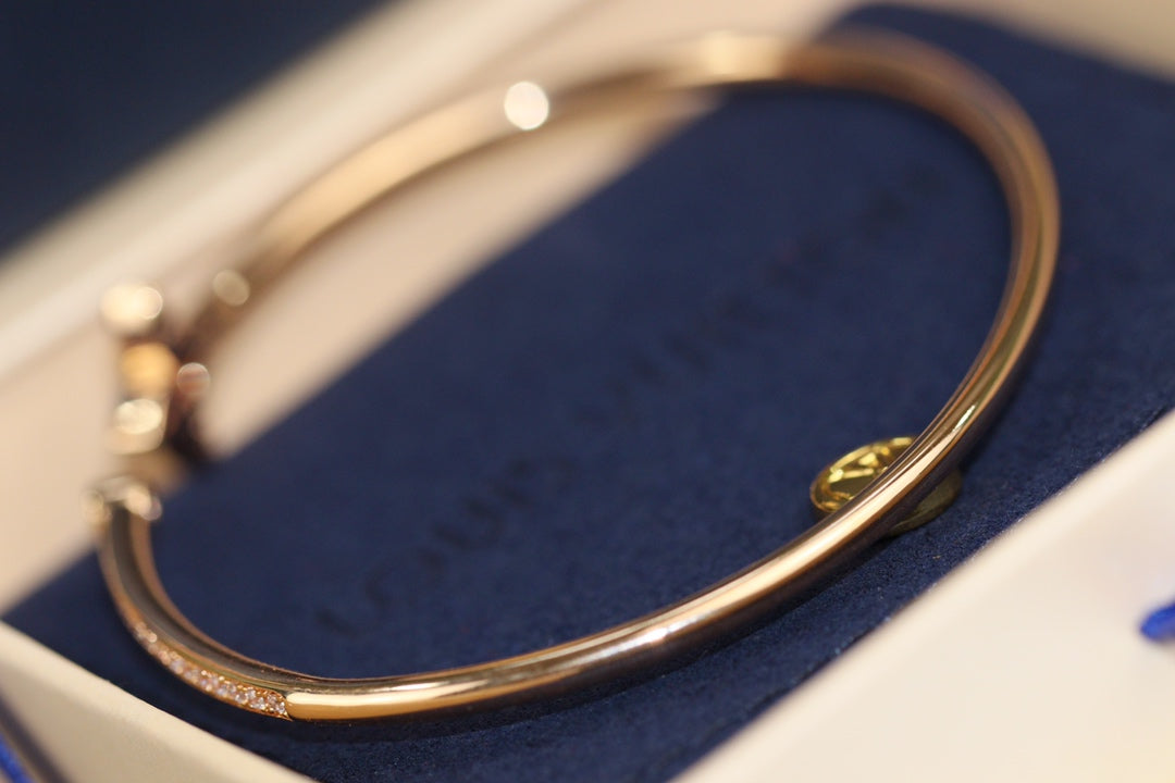 Pomuse IDYLLE PINK GOLD OPEN BRACELET DIAMOND PAVED