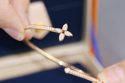 Pomuse IDYLLE PINK GOLD OPEN BRACELET DIAMOND PAVED