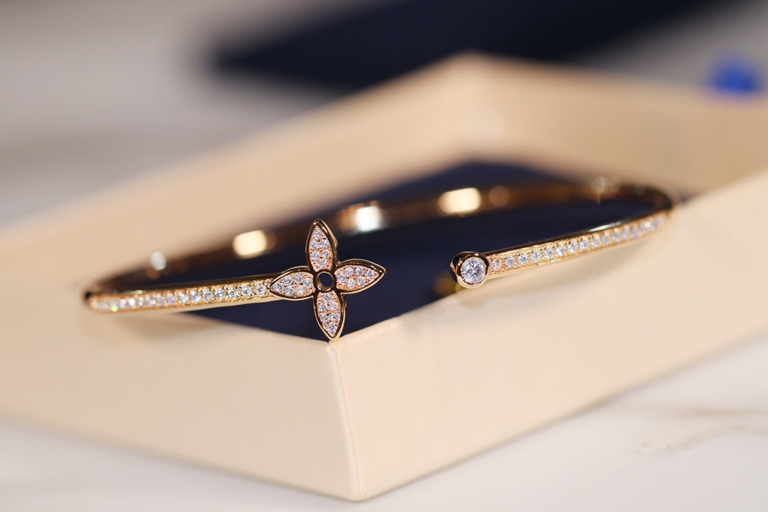 Pomuse IDYLLE GOLD OPEN BRACELET DIAMOND PAVED