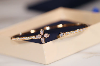 Pomuse IDYLLE GOLD OPEN BRACELET DIAMOND PAVED
