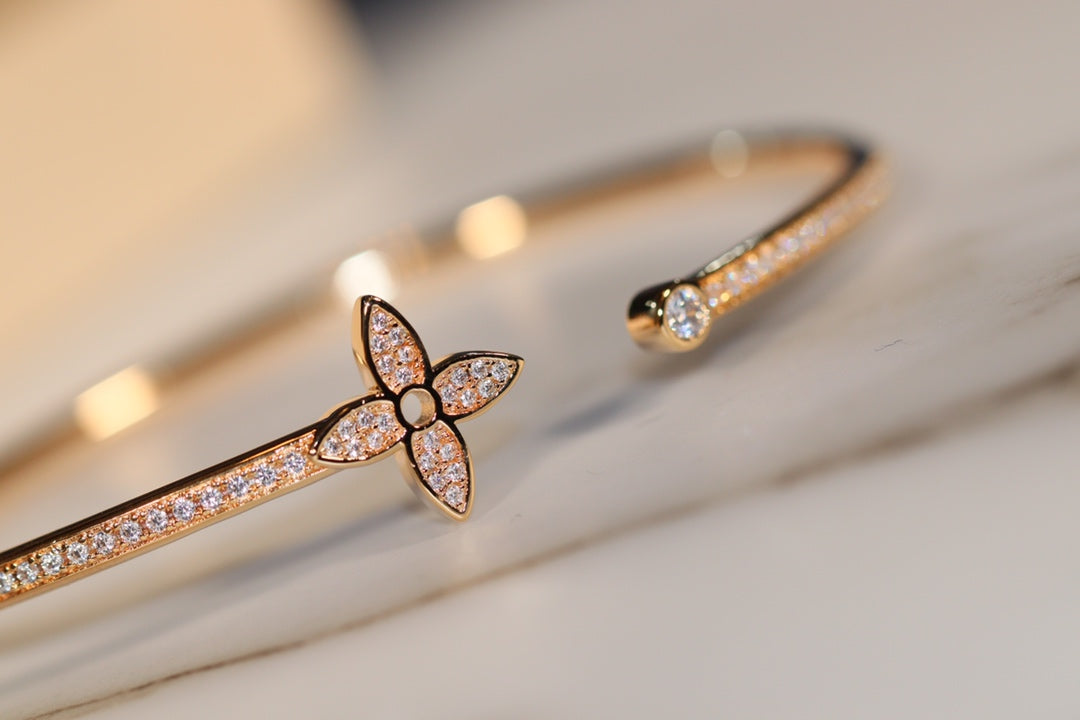Pomuse IDYLLE GOLD OPEN BRACELET DIAMOND PAVED