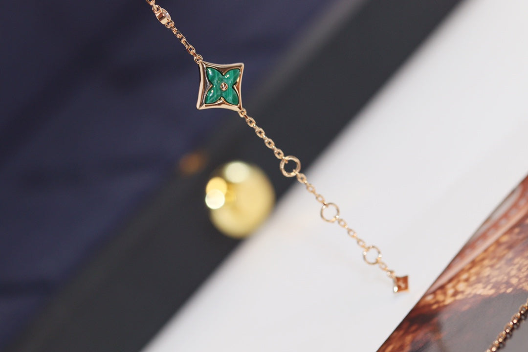 Pomuse STAR AND SUN 4 MOTIF PINK GOLD MALACHITE BRACELET