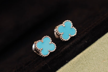 Pomuse CLOVER MINI TURQUOISE SILVER STUD EARRINGS