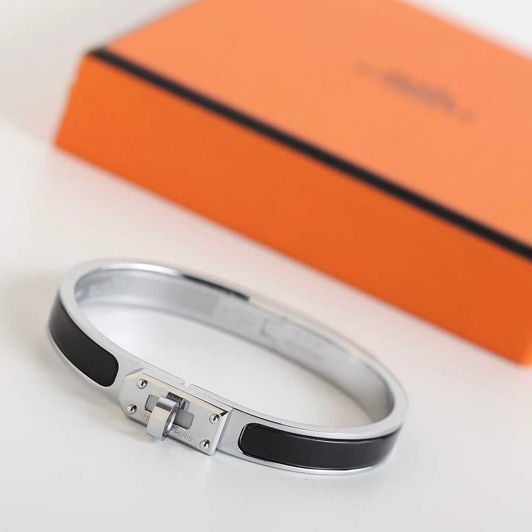 Pomuse HM KELLY BLACK BRACELET