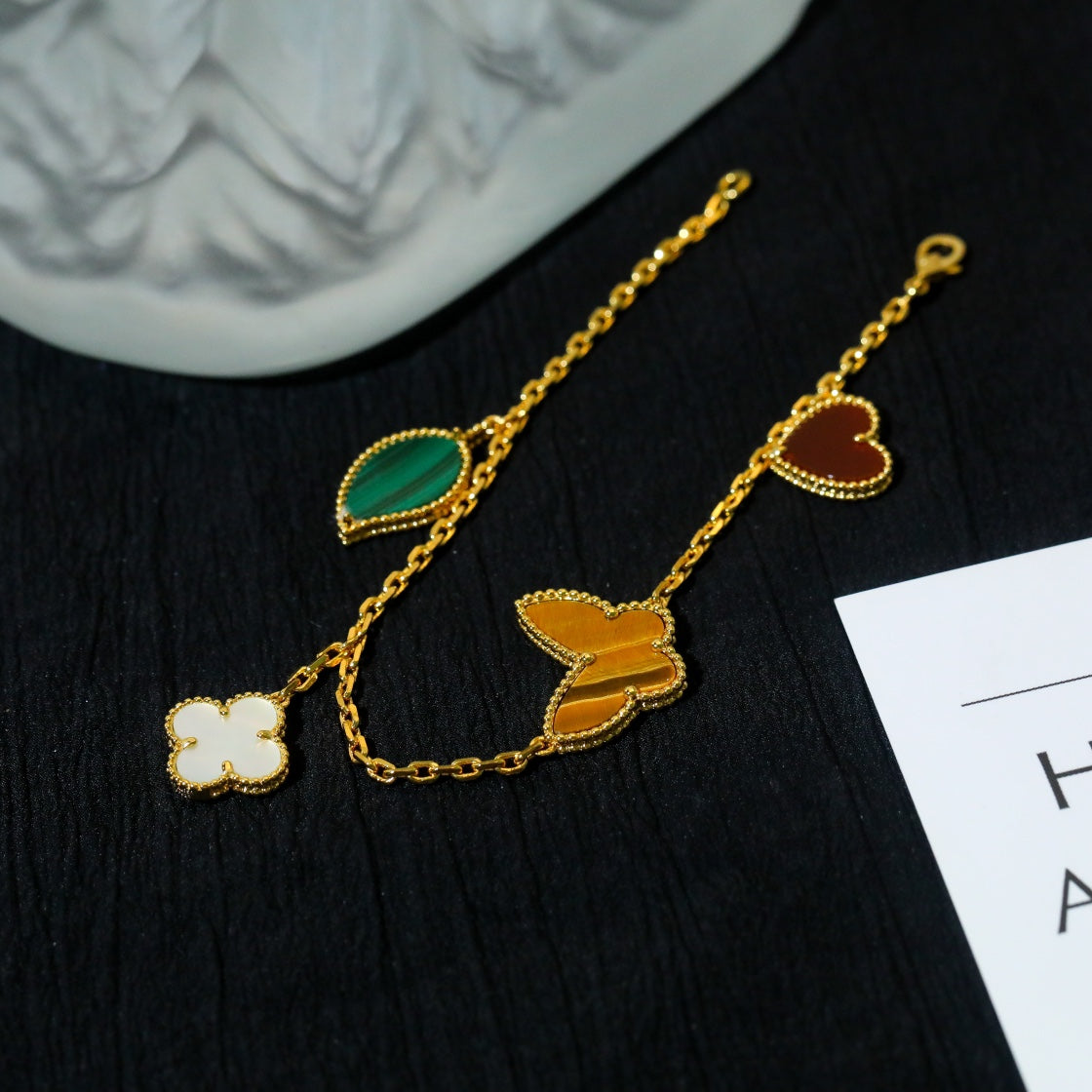 Pomuse LUCKY SPRING 5 MOTIF GOLD BRACELET