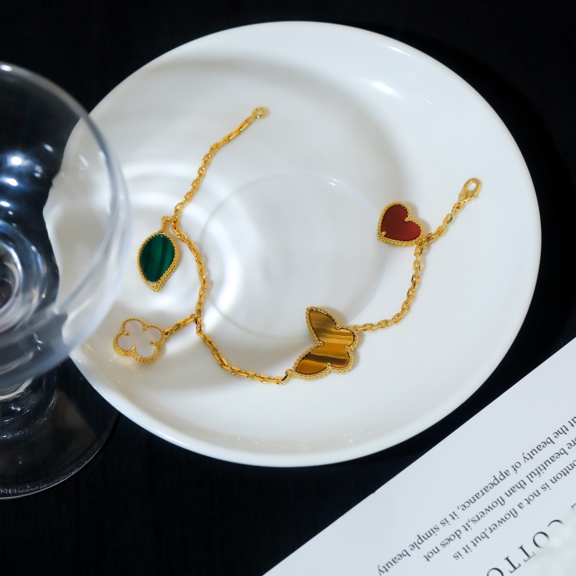 Pomuse LUCKY SPRING 5 MOTIF GOLD BRACELET