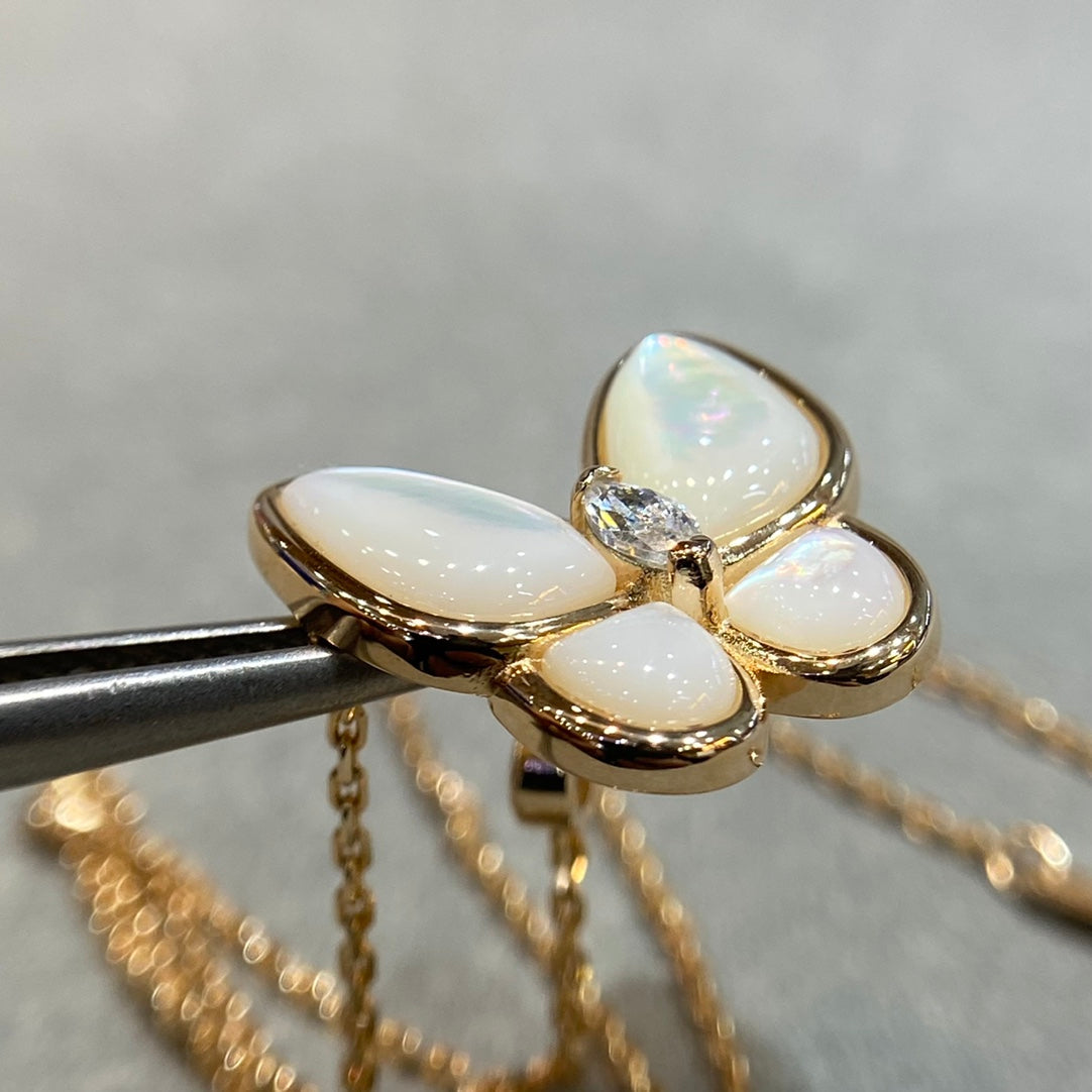 Pomuse BUTTERFLY MOP DIAMOND NECKLACE