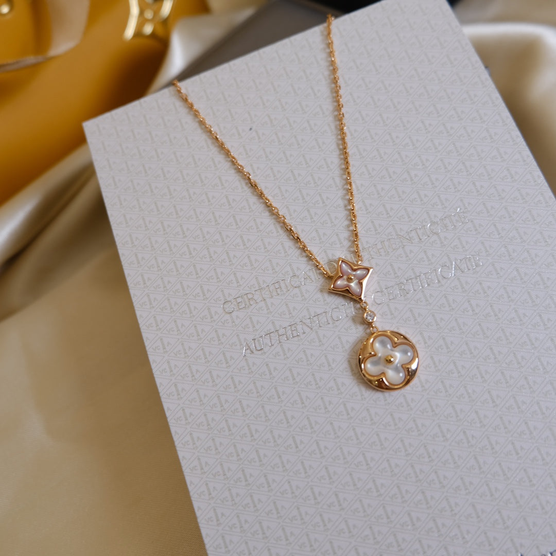 Pomuse STAR AND SUN WHITE MOP 2 MOTIF PINK GOLD NECKLACE