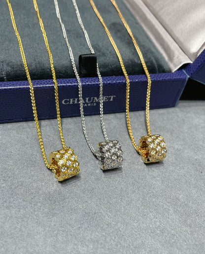 Pomuse BEE LOVE DIAMOND PAVED 3 ROW NECKLACE