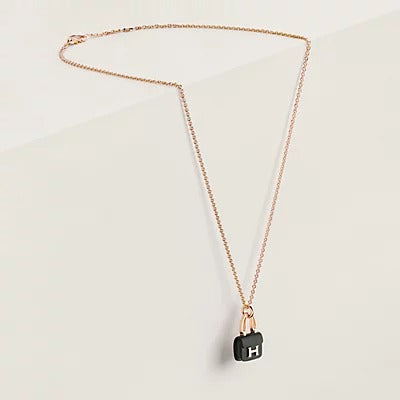 Pomuse WOMEN'S H AMULETTES CONSTANCE PENDANT NECKLACE