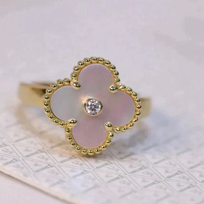 Pomuse CLOVER PINK MOP RING GOLD DIAMOND