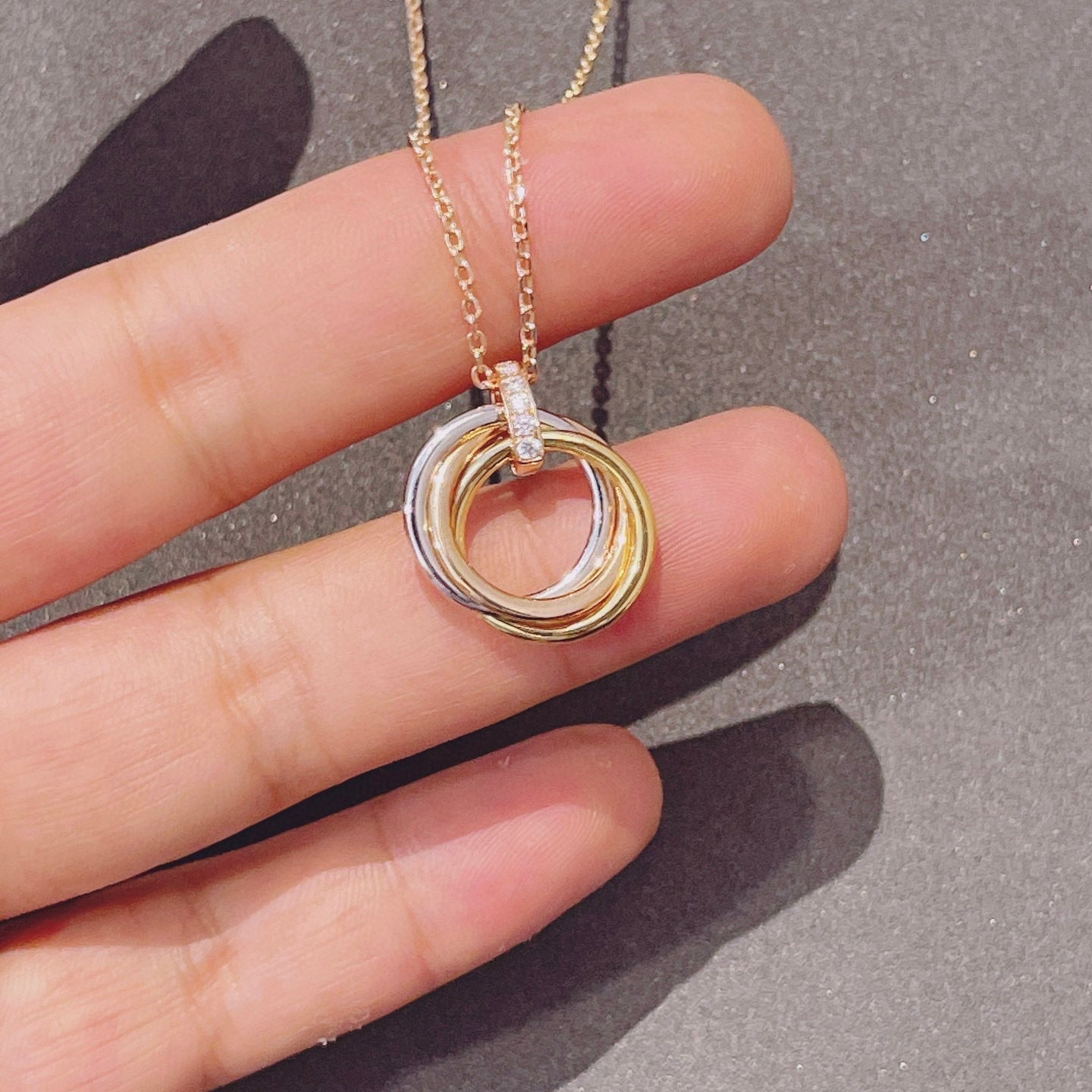 Pomuse TRINITY NECKLACE GOLD  DIAMONDS