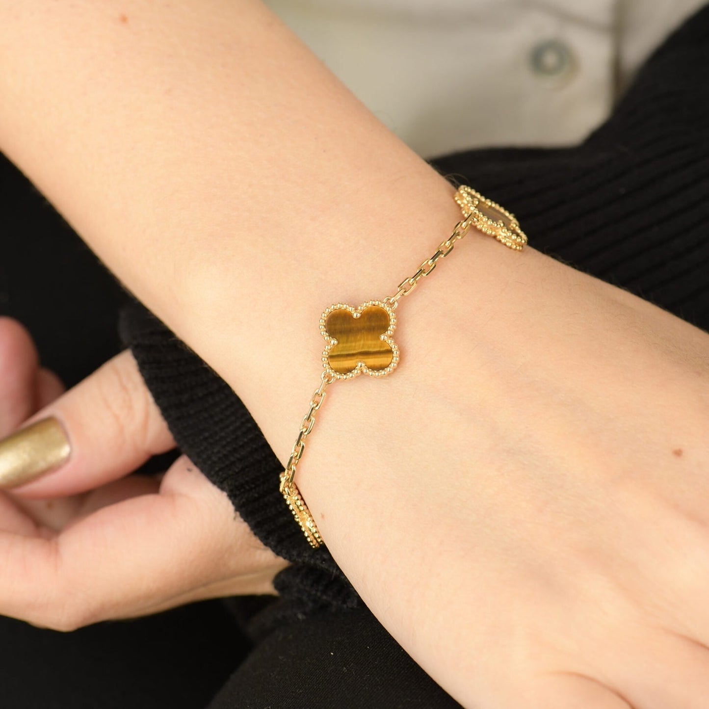 Pomuse CLOVER  5 MOTIFS TIGER EYE BRACELET