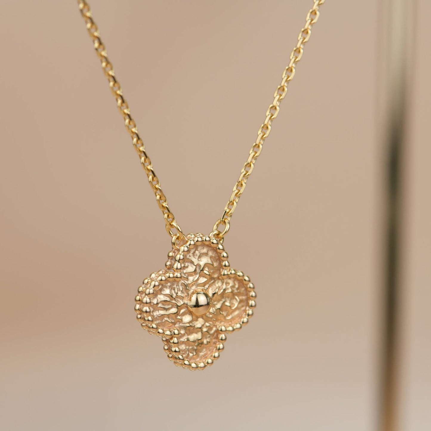Pomuse CLOVER 15MM  BRONZING NECKLACE