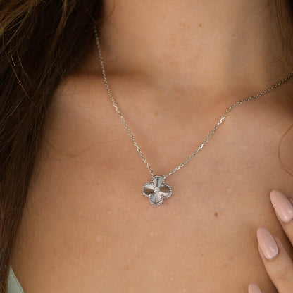 Pomuse CLOVER  15MM DIAMOND LASER NECKLACE SILVER