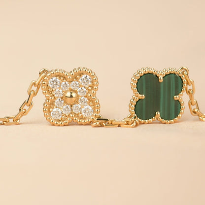 Pomuse CLOVER  5 MOTIF MALACHITE DIAMOND BRACELET