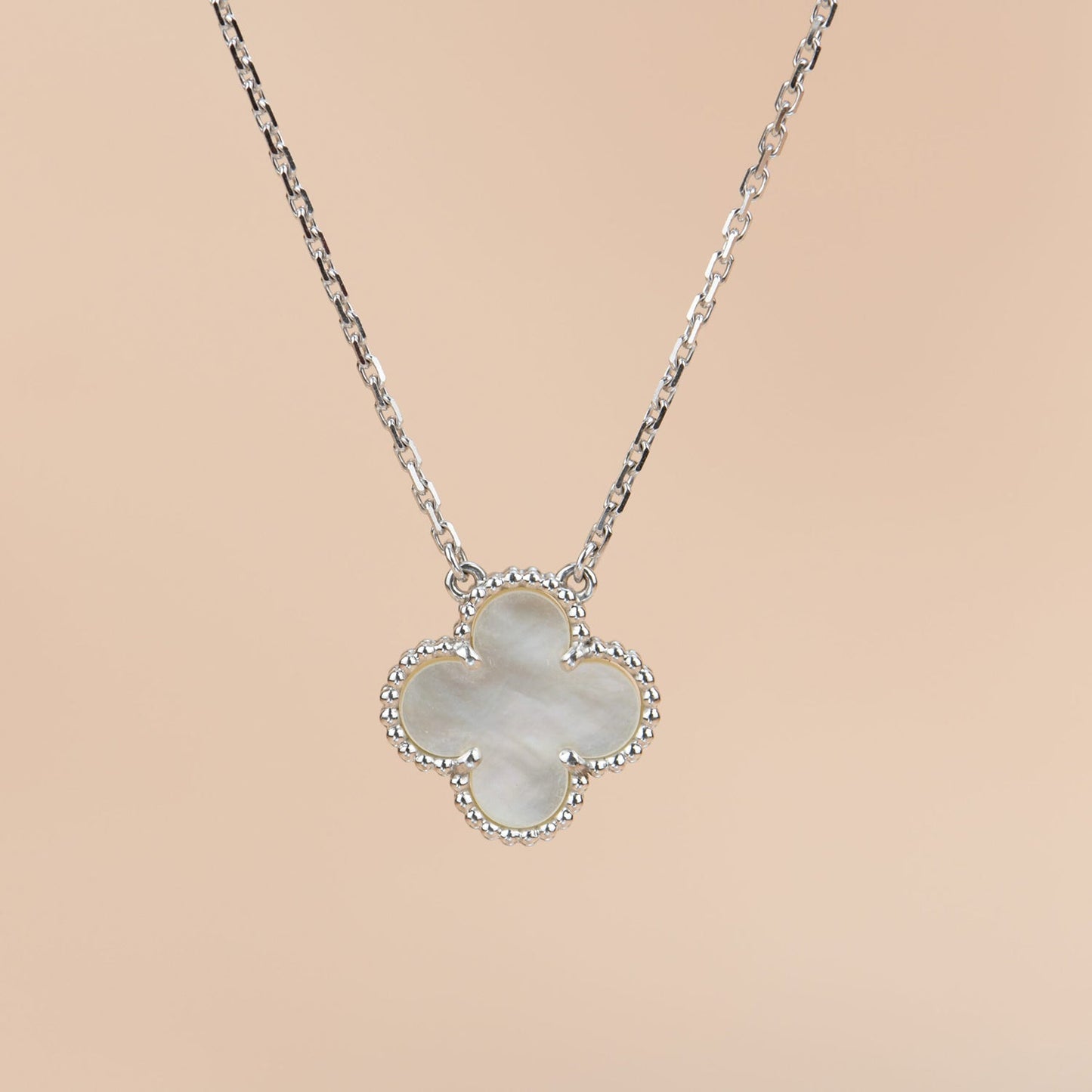 Pomuse CLOVER  15MM WHITE MOTHER-OF-PEARL SILVER