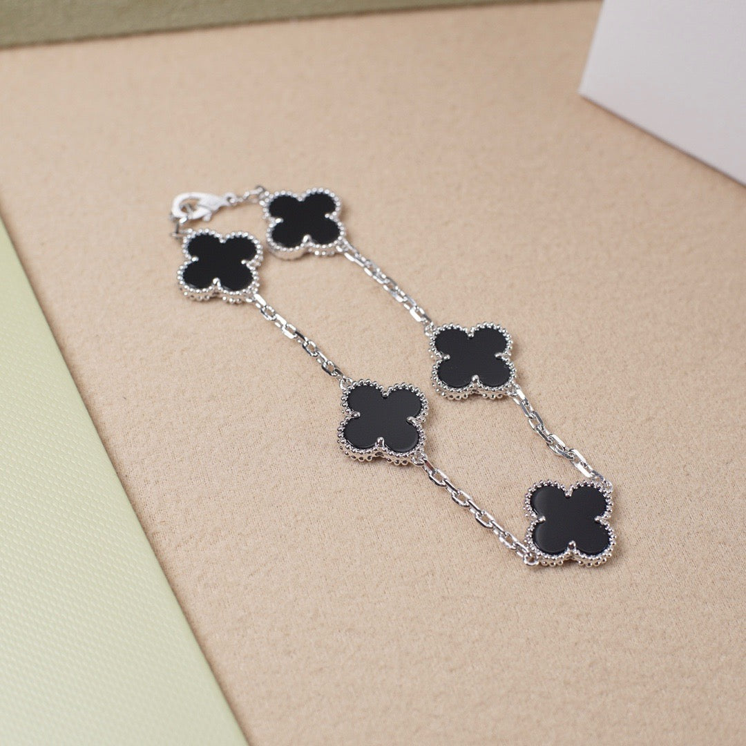 Pomuse CLOVER 5 MOTIF ONYXS  BRACELET SILVER