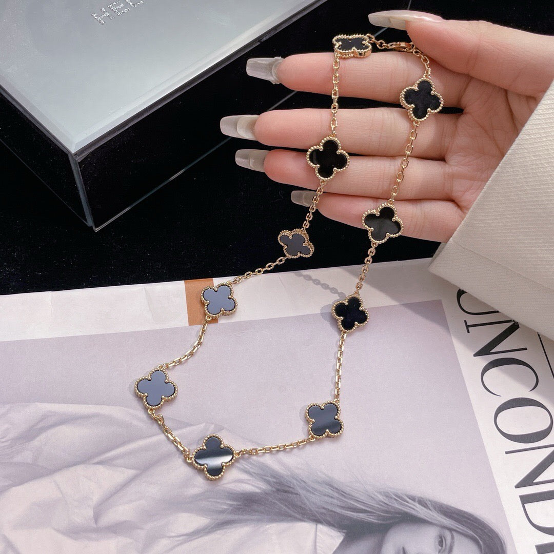 Pomuse CLOVER 10 MOTIFS ONYX NECKLACE