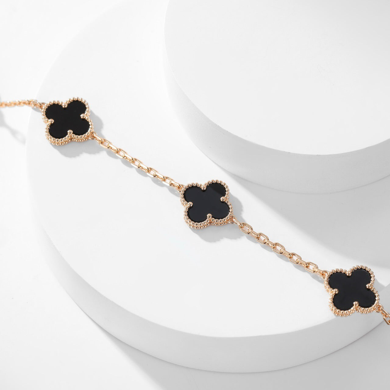 Pomuse CLOVER 10 MOTIFS ONYX NECKLACE
