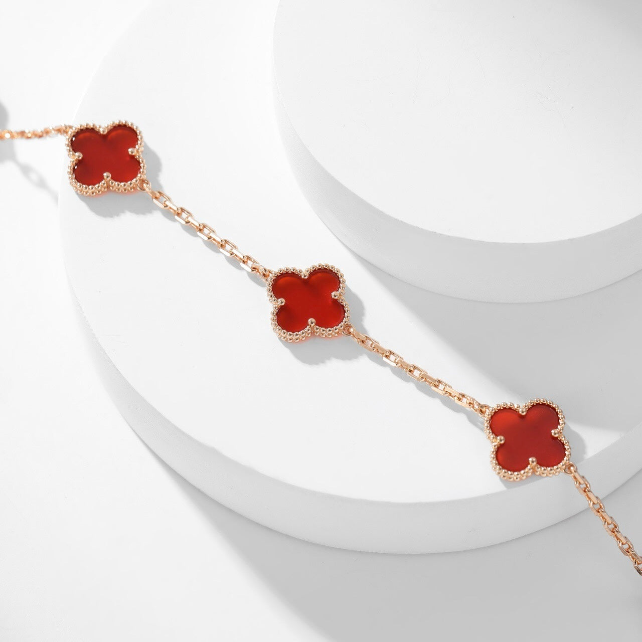 Pomuse CLOVER 10 MOTIFS CARNELIAN NECKLACE