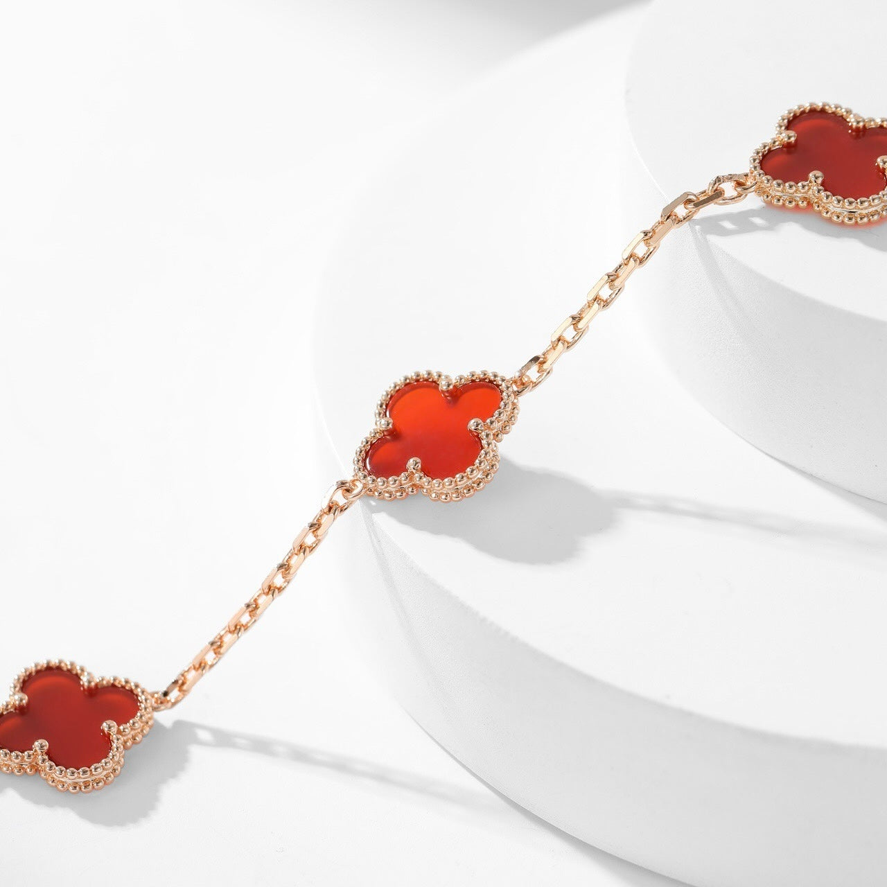 Pomuse CLOVER 10 MOTIFS CARNELIAN NECKLACE