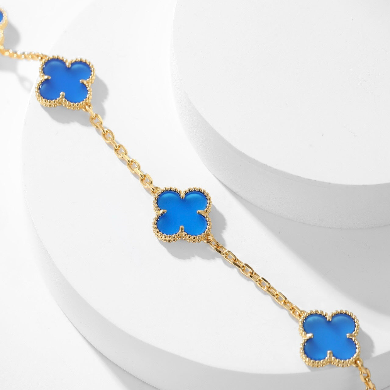 Pomuse CLOVER 10 MOTIFS BLUE AGATE NECKLACE