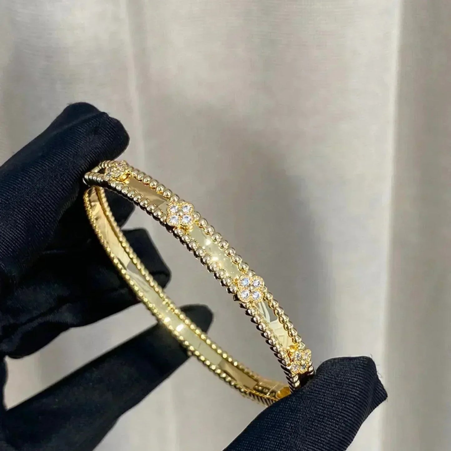 Pomuse CLOVER BRACELET 4MM DIAMONDS