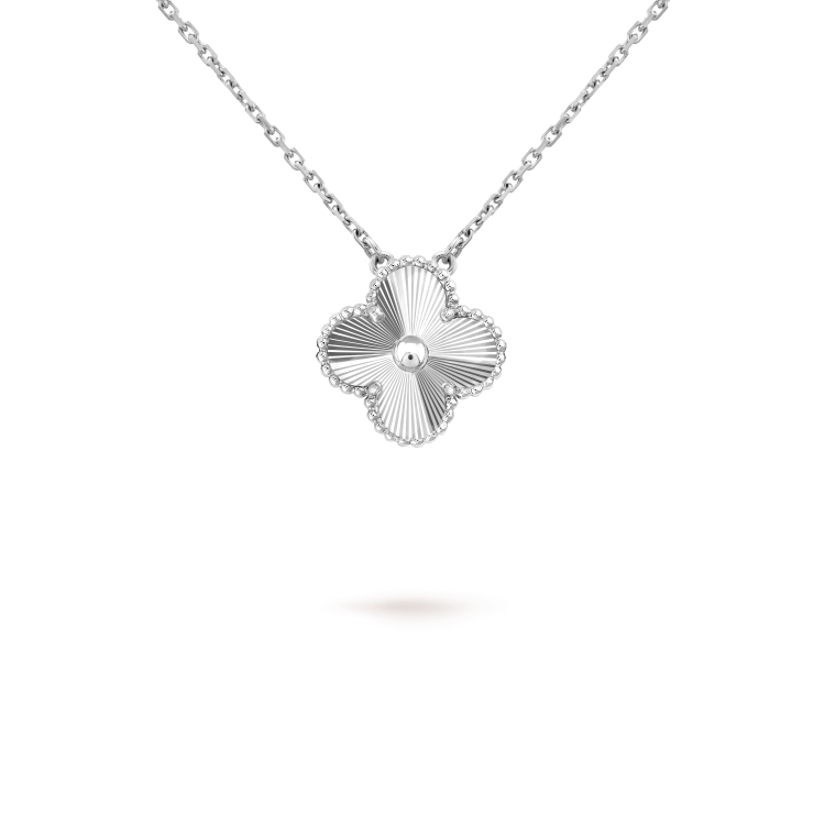 Pomuse CLOVER 15MM LASER NECKLACE SILVER