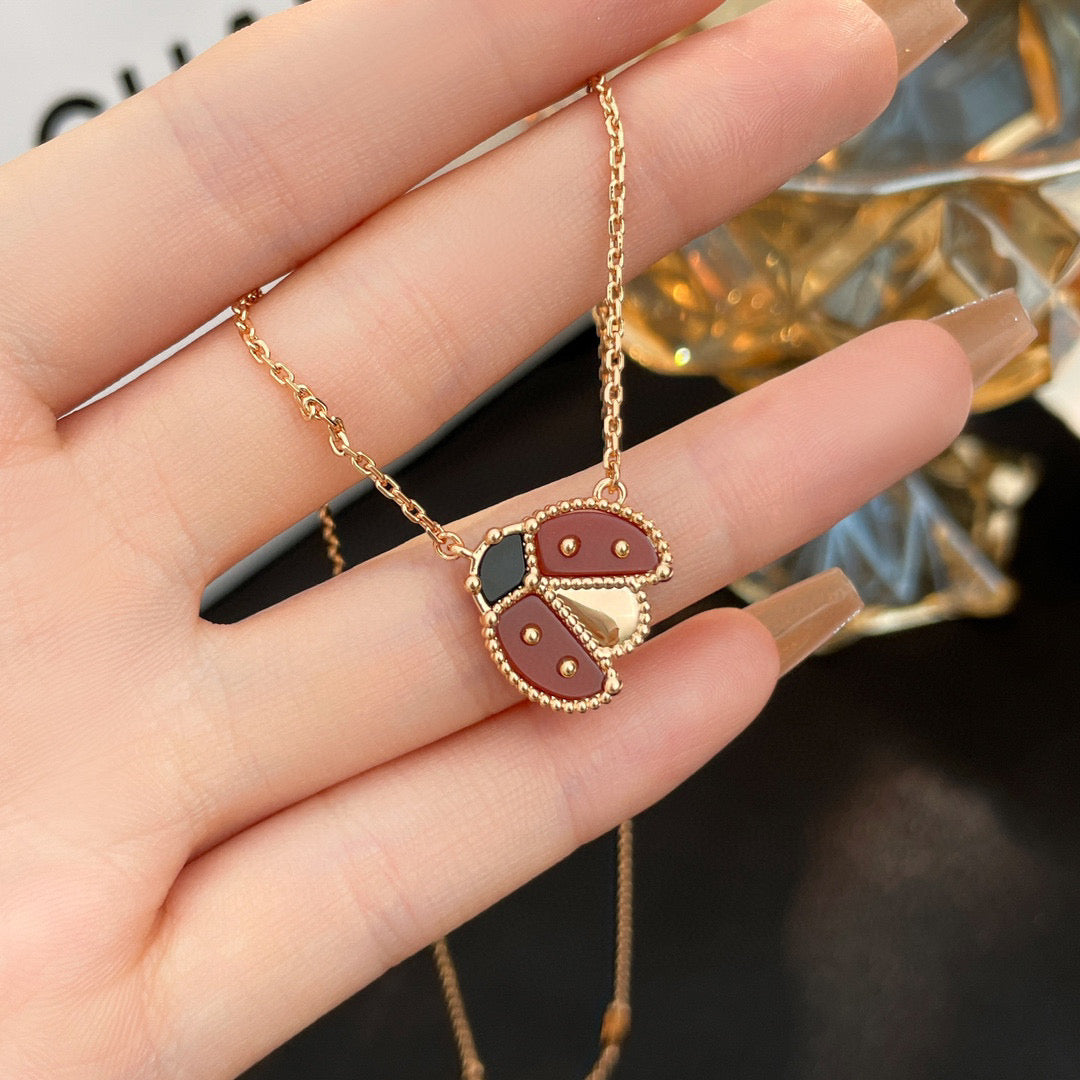 Pomuse LUCKY  CARNELIANS LADYBUG NECKLACE