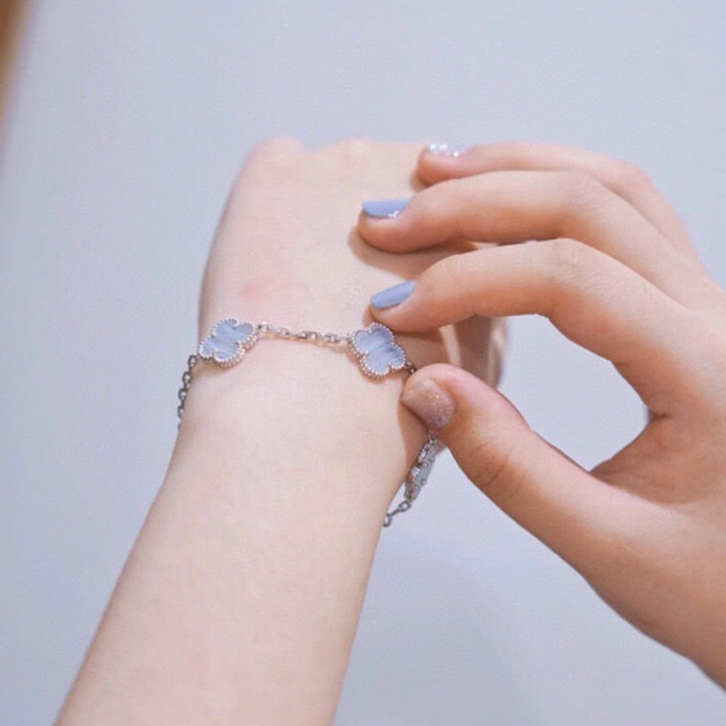 Pomuse CLOVER  5 MOTIF PURPLE CHALCEDONY BRACELET SILVER