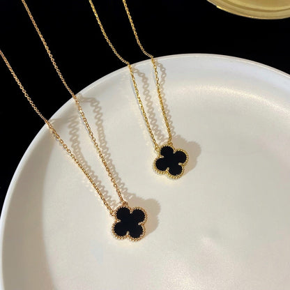 Pomuse CLOVER 15MM BLACK ONYX SINGLE FLOWER NECKLACE