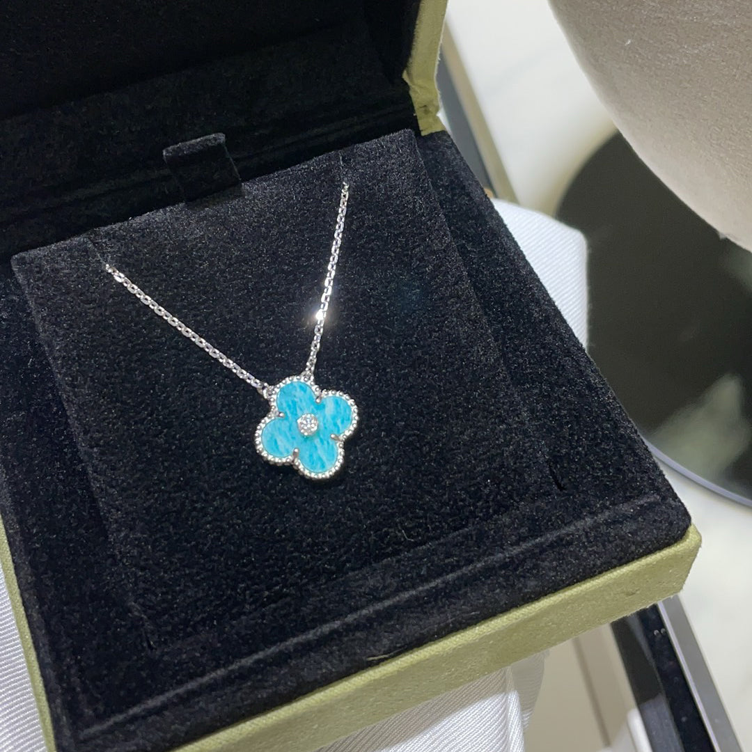 Pomuse CLOVER 15MM DIAMOND SVRES PORCELAIN  NECKLACE SILVER