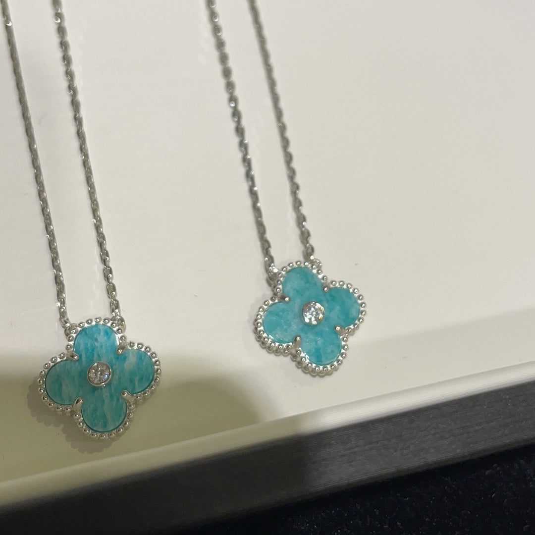 Pomuse CLOVER 15MM DIAMOND SVRES PORCELAIN  NECKLACE SILVER